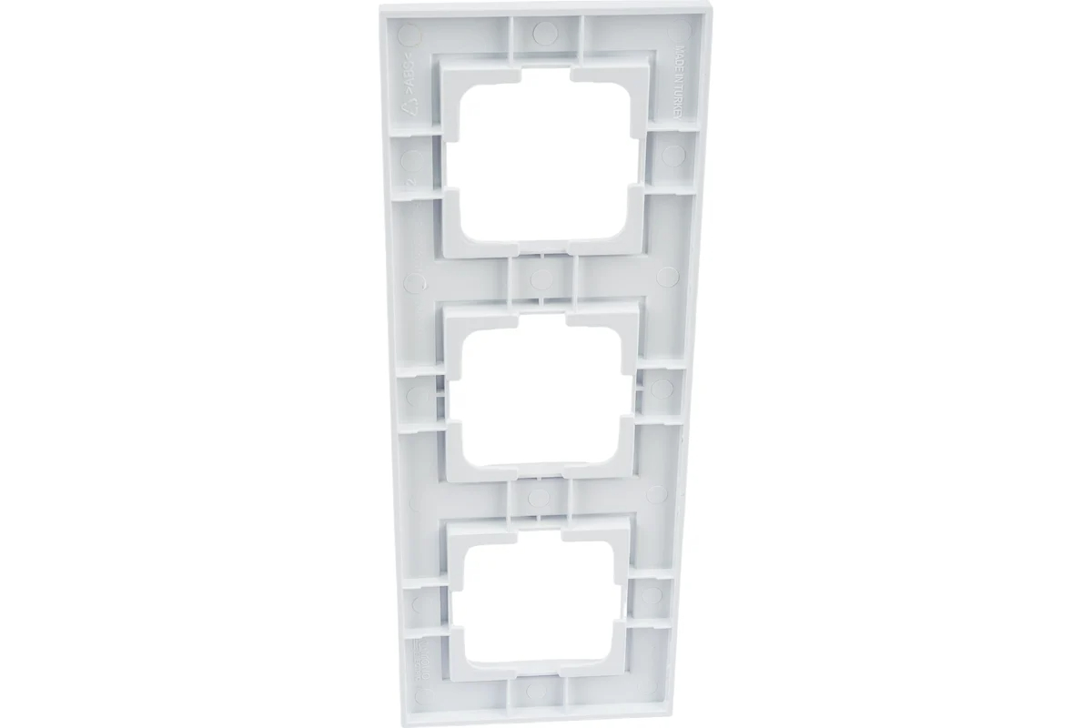 Рамка на 3 поста Mono Electric Despina бел. 102-190000-162