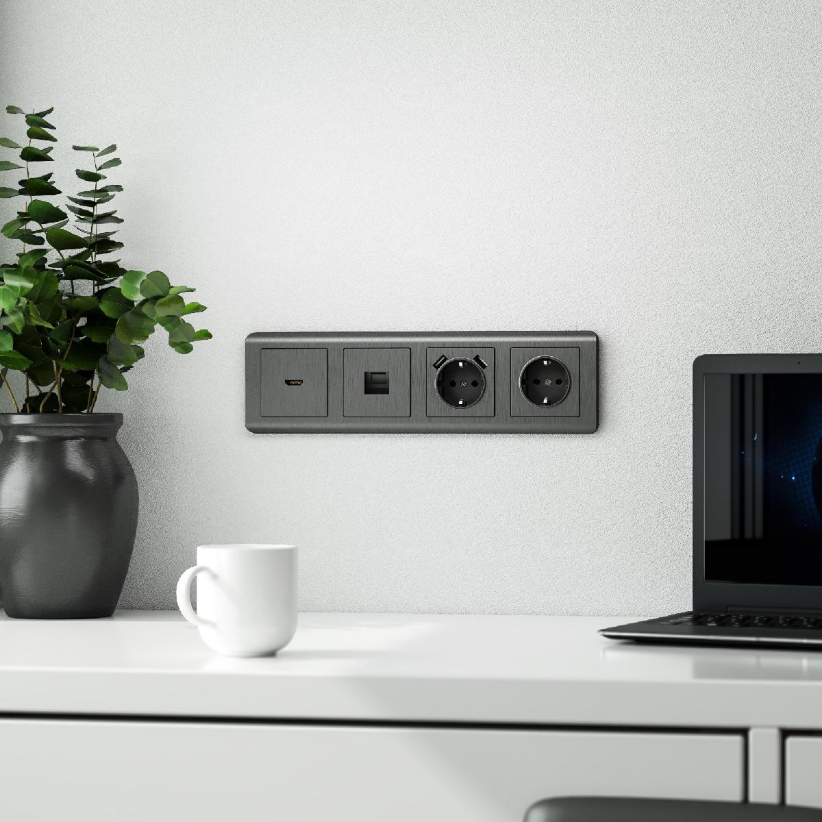 Рамка из поликарбоната на 4 поста Stream графит W0042104