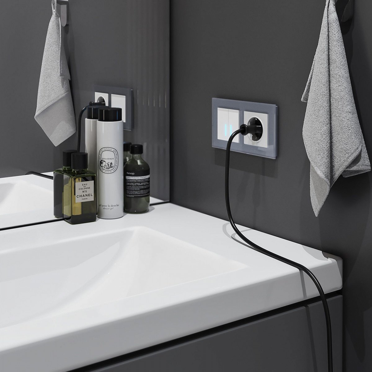 Рамка из стекла на 2 поста Favorit серый W0021115